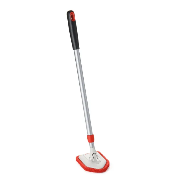 oxo-good-grips-12126100-balai-ponge-avec-manche-t-lescopique-66-106-cm-et-t-te-a image 1