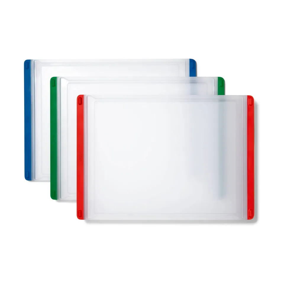 oxo-good-grips-set-de-3-planches-d-couper-23-x-30-cm-code-couleur-surface-non-po image 1