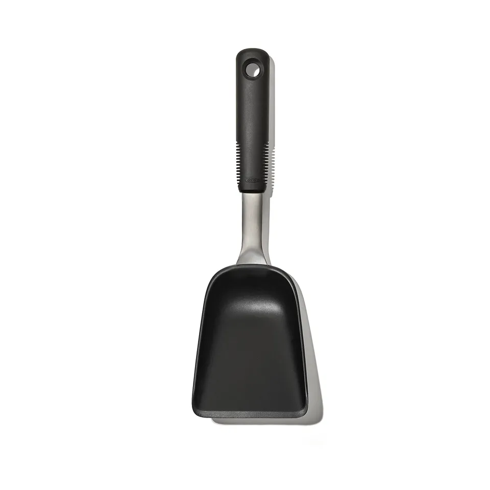 oxo-good-grips-spatule-pour-plaque-t-te-large-bords-fusel-s-et-bord-nylon-pour-r image 1