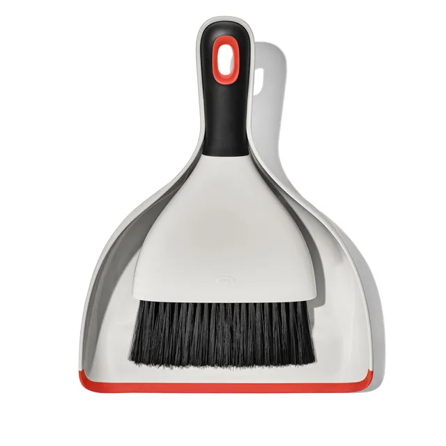 oxo-good-grips-pelle-et-balayette-poussi-re-poils-fermes-manche-antid-rapant-et- image 1