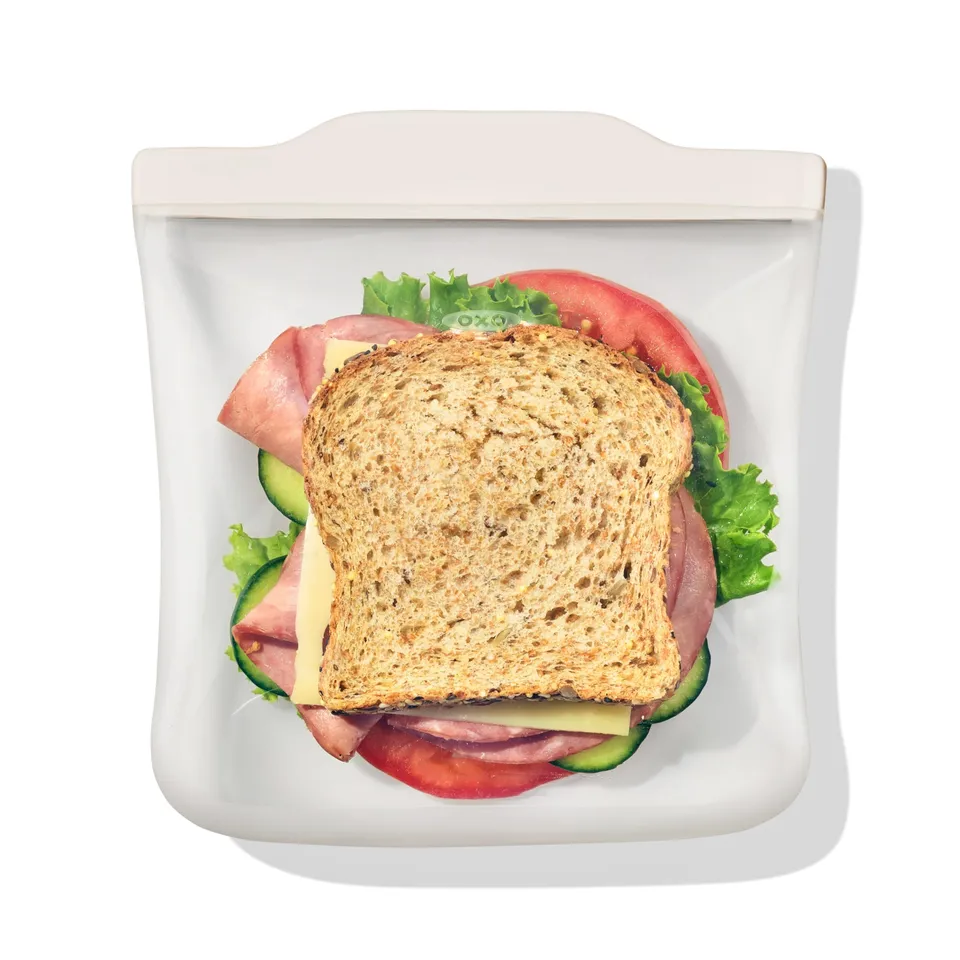 oxo-good-grips-pochette-sandwich-r-utilisable-en-silicone-alimentaire-828-ml-bei image 1
