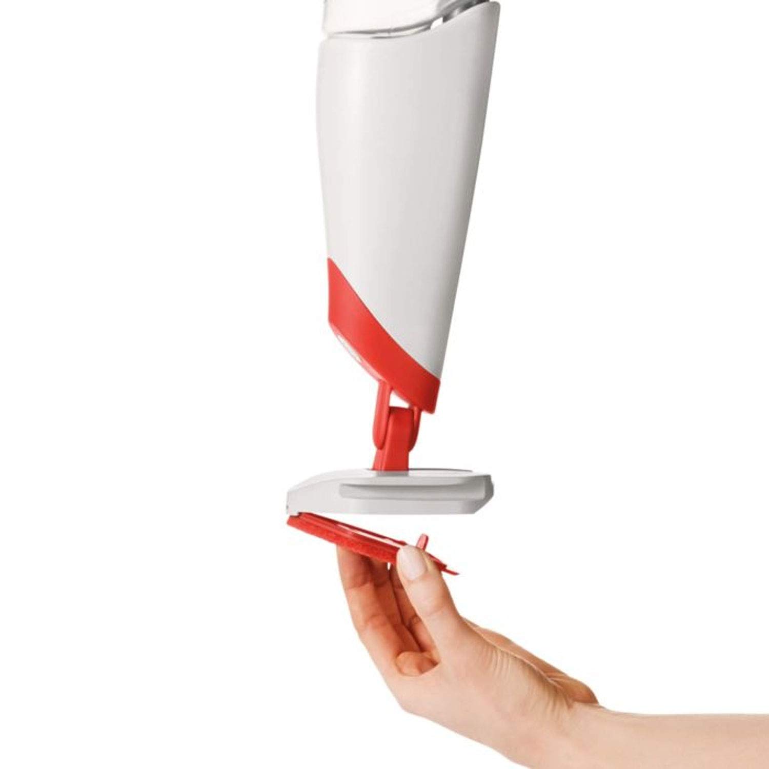 oxo-good-grips-balai-vaporisateur-en-microfibre-avec-grattoir-escamotable-t-te-p image 4