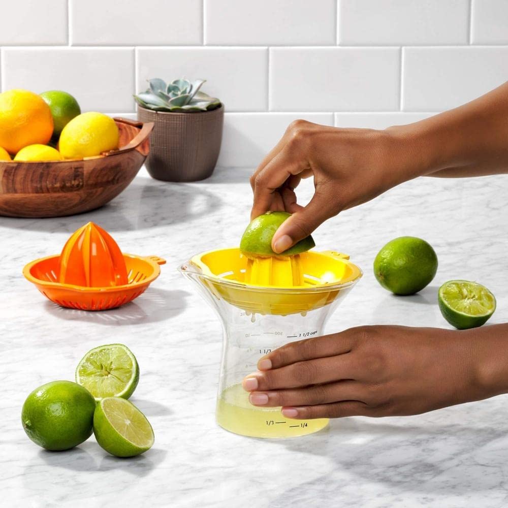 oxo-good-grips-presse-citron-et-orange-2-en-1-avec-r-cipient-doseur-350-ml-press image 5