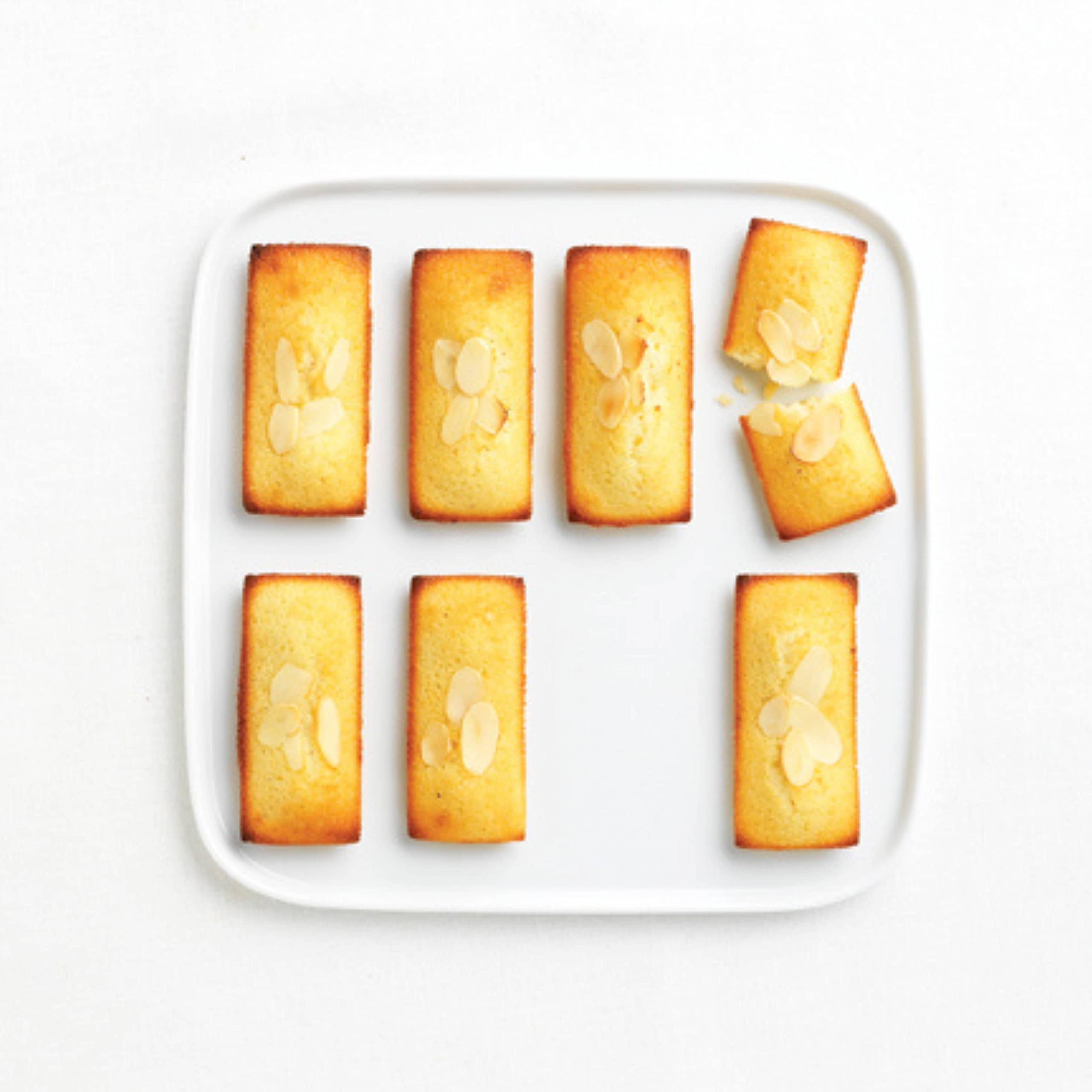 mastrad-moule-8-financiers-100-silicone-premium-anti-adh-sif-avec-poign-es-rigid image 3