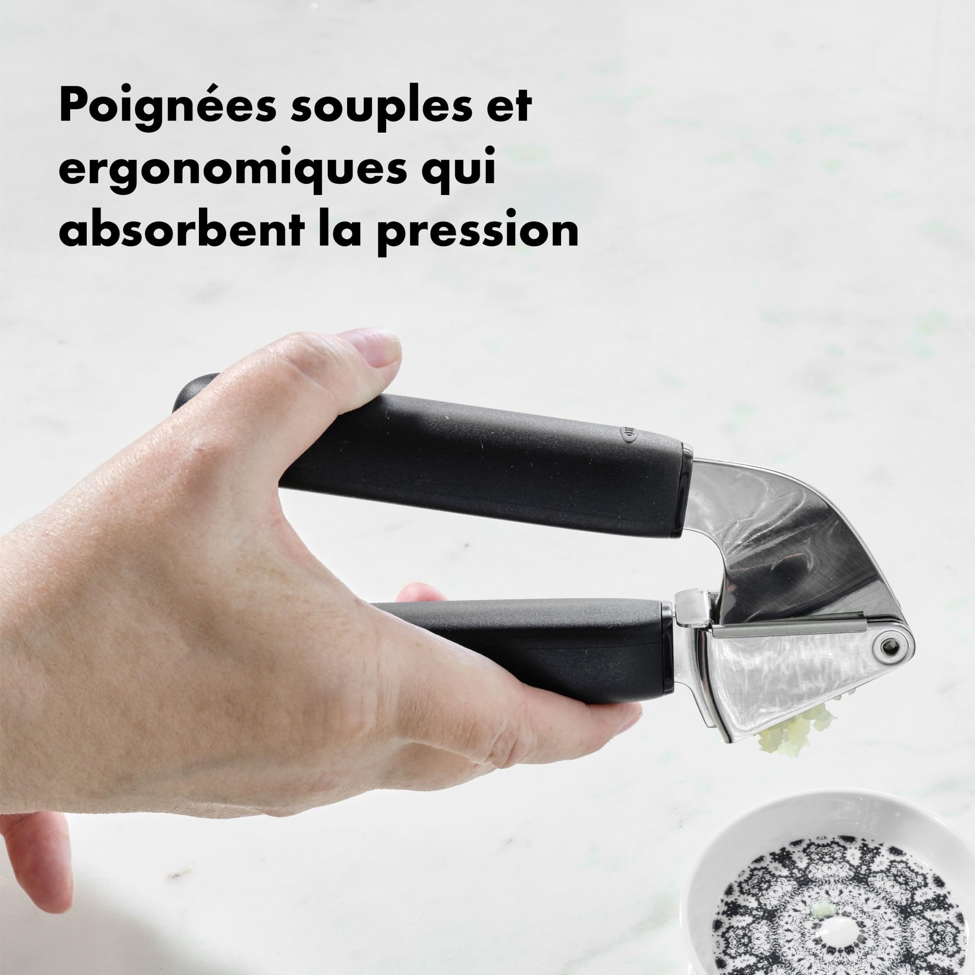 oxo-good-grips-presse-ail-en-acier-inoxydable-grande-tr-mie-multi-gousses-poign- image 3