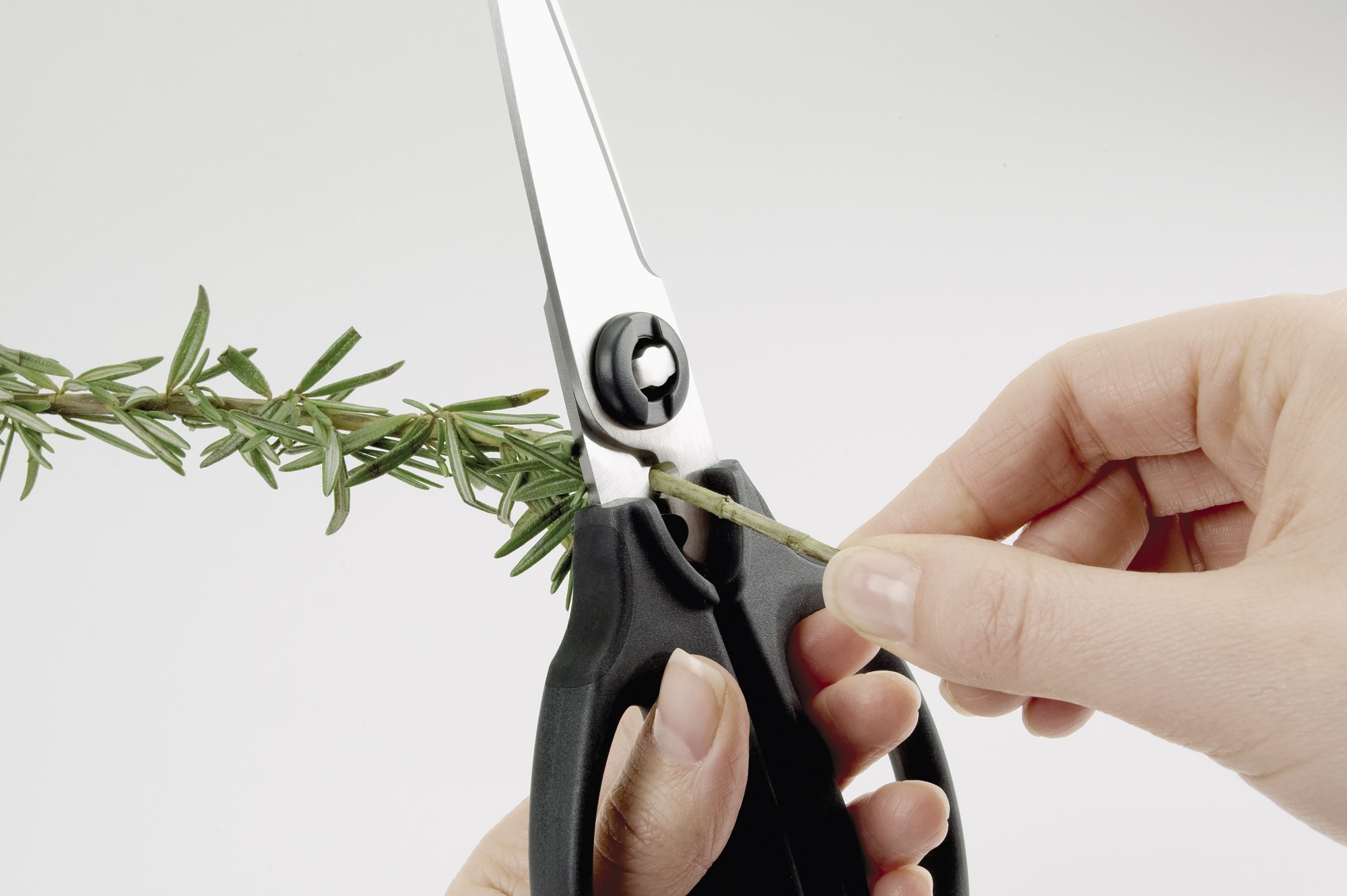 oxo-good-grips-ciseaux-de-cuisine-et-aux-herbes-inox-lames-d-montables-effeuille image 2