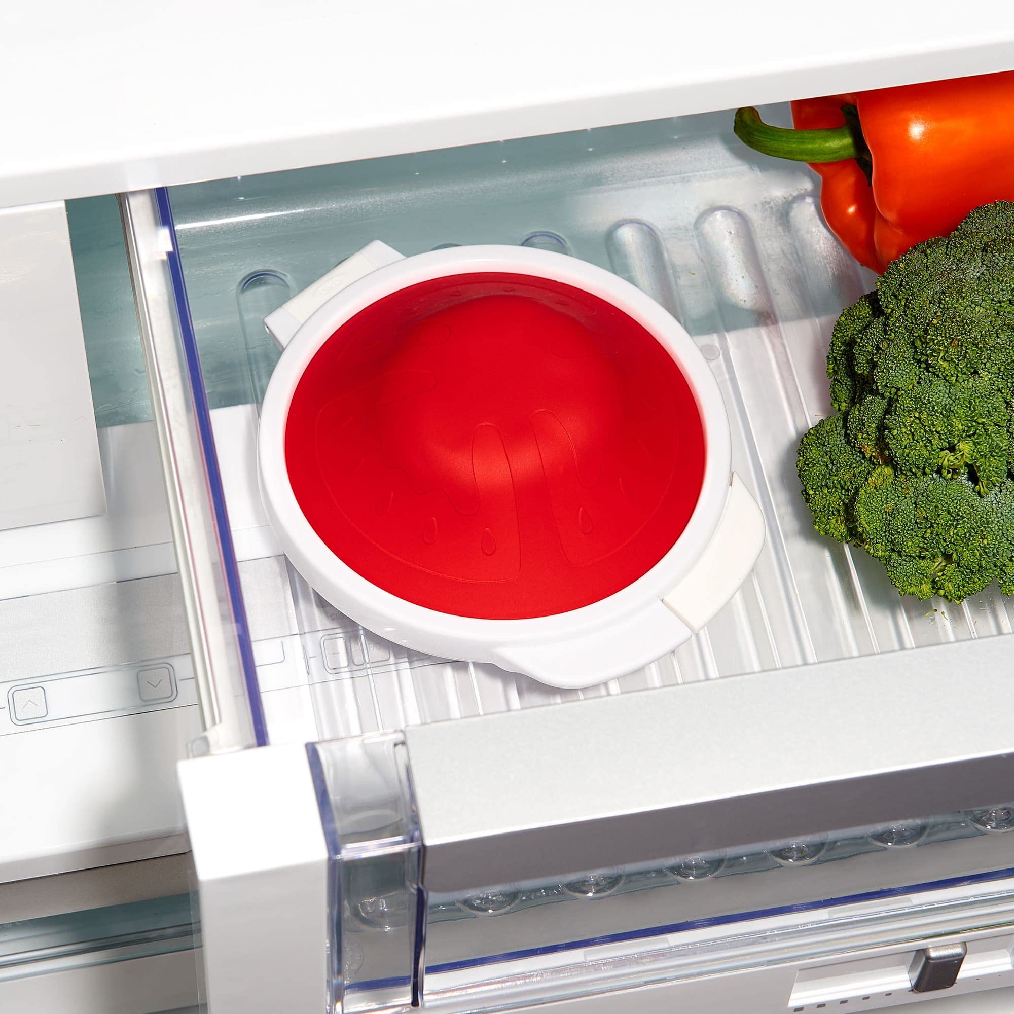 oxo-good-grips-conomiseur-de-tomate-coup-e-en-silicone-tui-r-utilisable-couvercl image 8