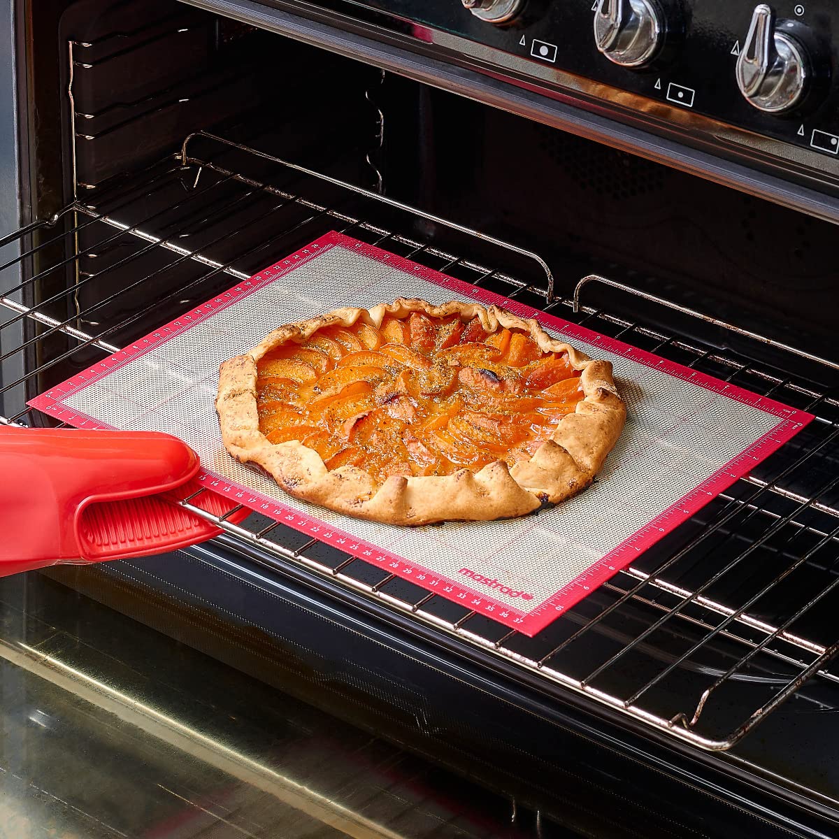 mastrad-tapis-de-cuisson-silicone-30x40-cm-anti-adh-sif-rouge-transparent-passe- image 3